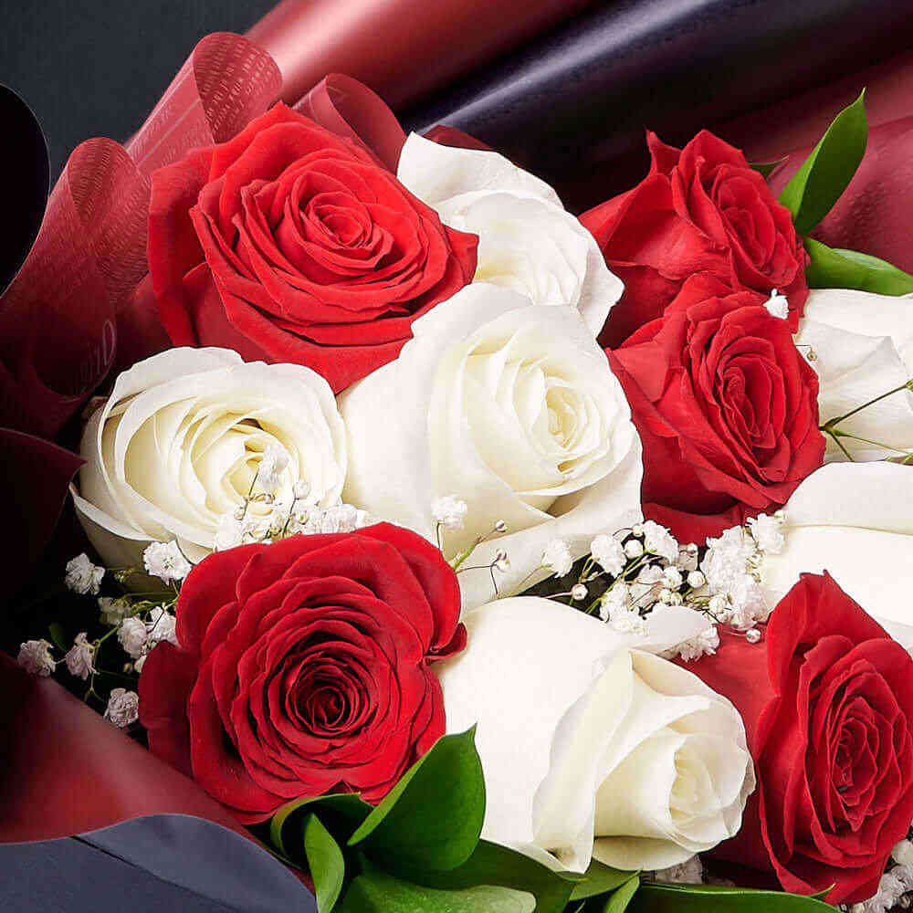 Valentine’s Day 12 Stem Red & White Rose Bouquet With Box & Wine