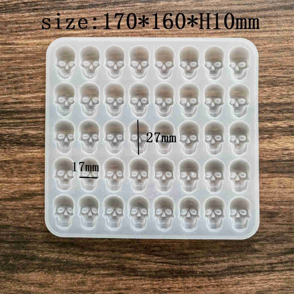 Halloween Skull Ice Cube Mold - 40 Grids Silicone Baking Mould for DIY Candy, Biscuit & Chocolate