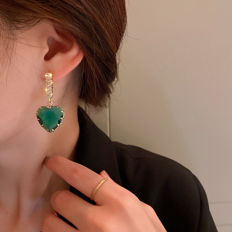 Korea Design Sparkling Crystal Heart Pendant Earrings for Women