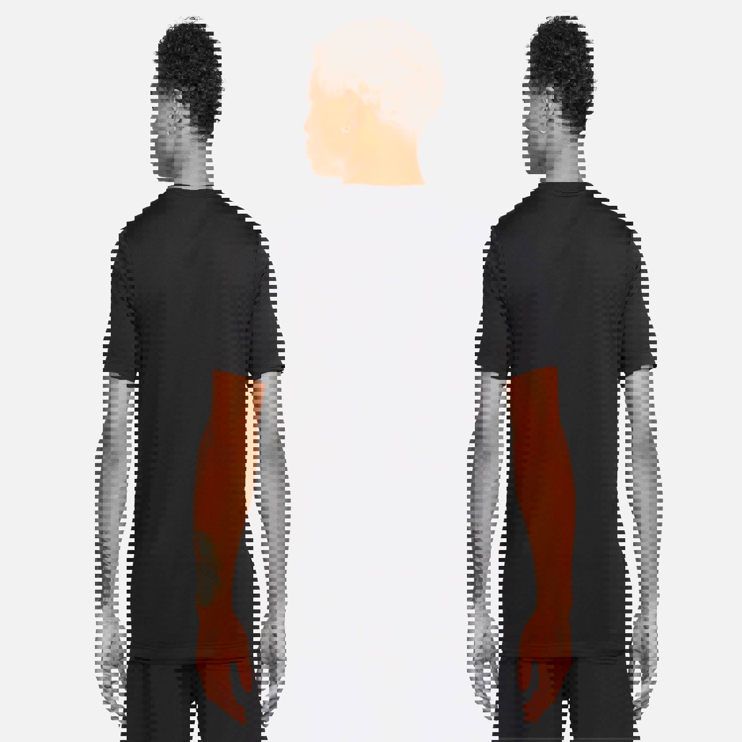 Nike Dri-FIT Legend Men's Fitness T-Shirt - Lightweight & Breathable