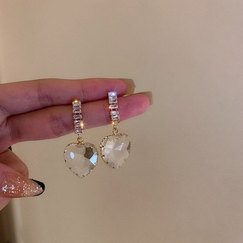 Korea Design Sparkling Crystal Heart Pendant Earrings for Women