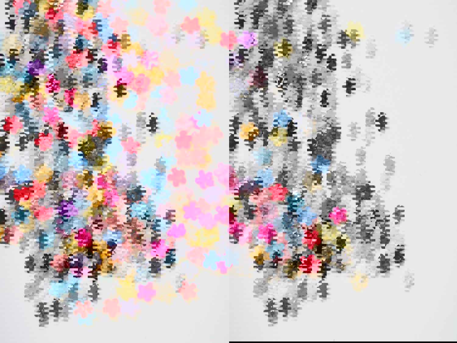 200pcs Mini 3D Floral Nail Decal