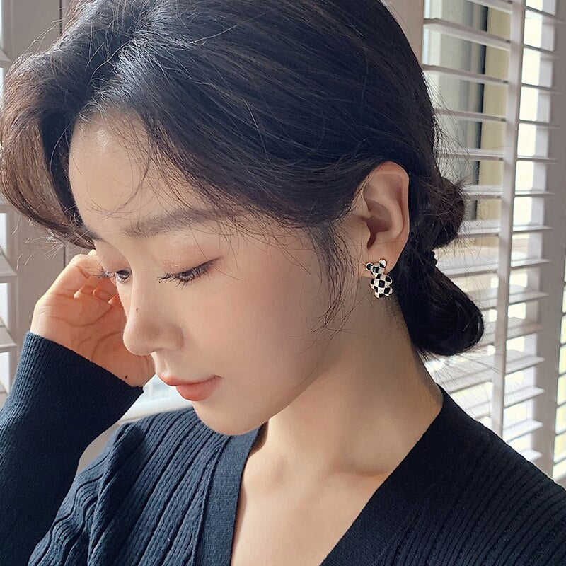 South Korea Design Cute Bear Black and White Dripping Earrings for Women