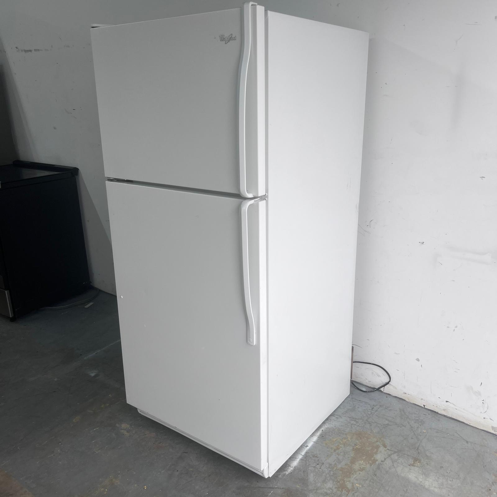 Whirlpool Top and Bottom Refrigerator with Ice Maker