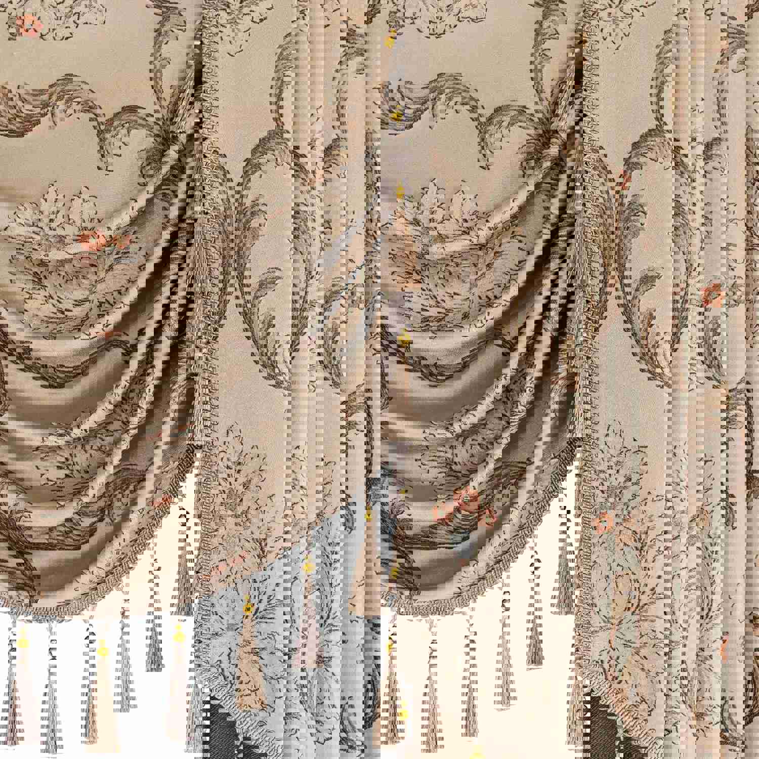 Mika Swag Valance - Elegant Window Decoration with Floral Pattern