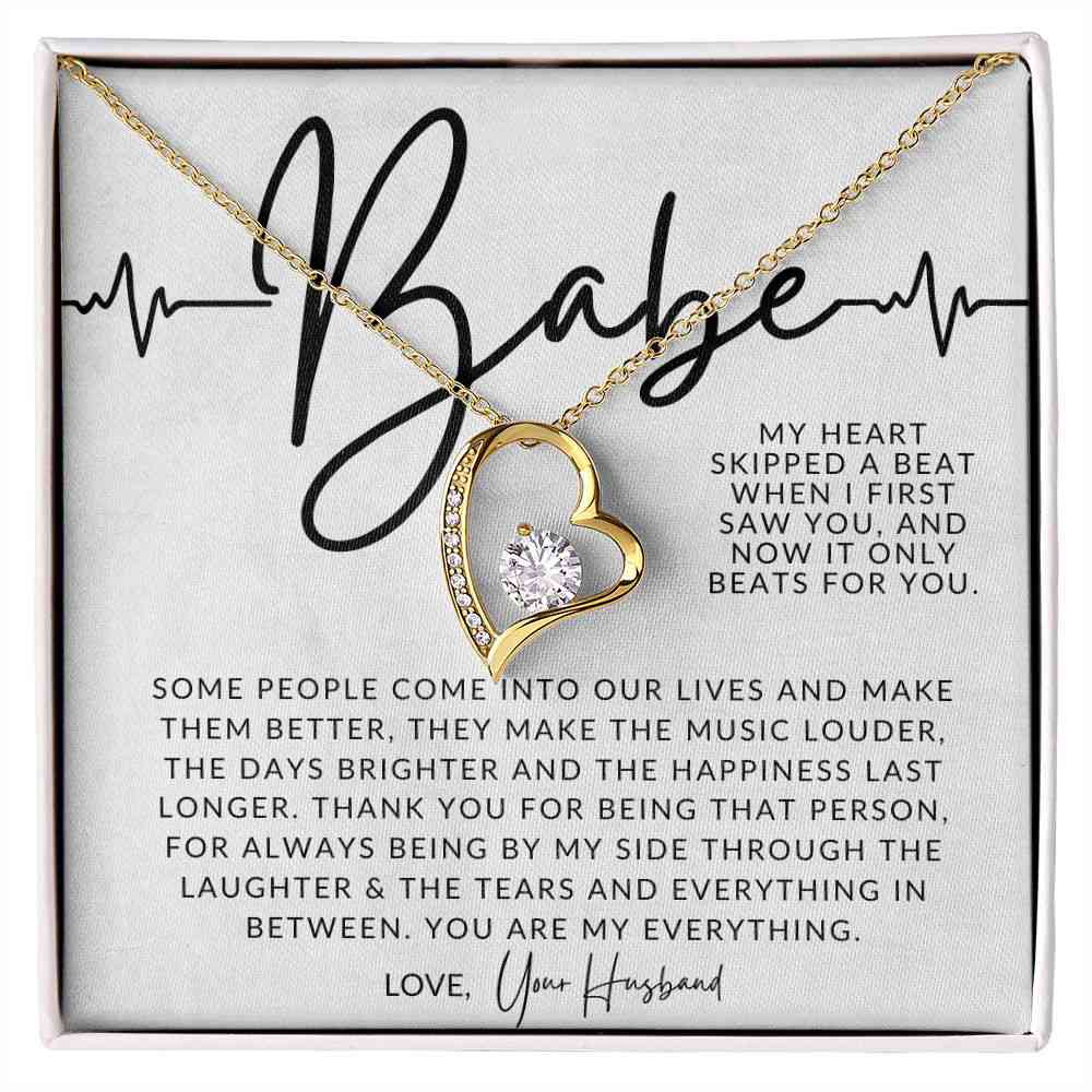 Babe, My Heart Beat - Elegant Open-Heart Pendant Necklace for Her