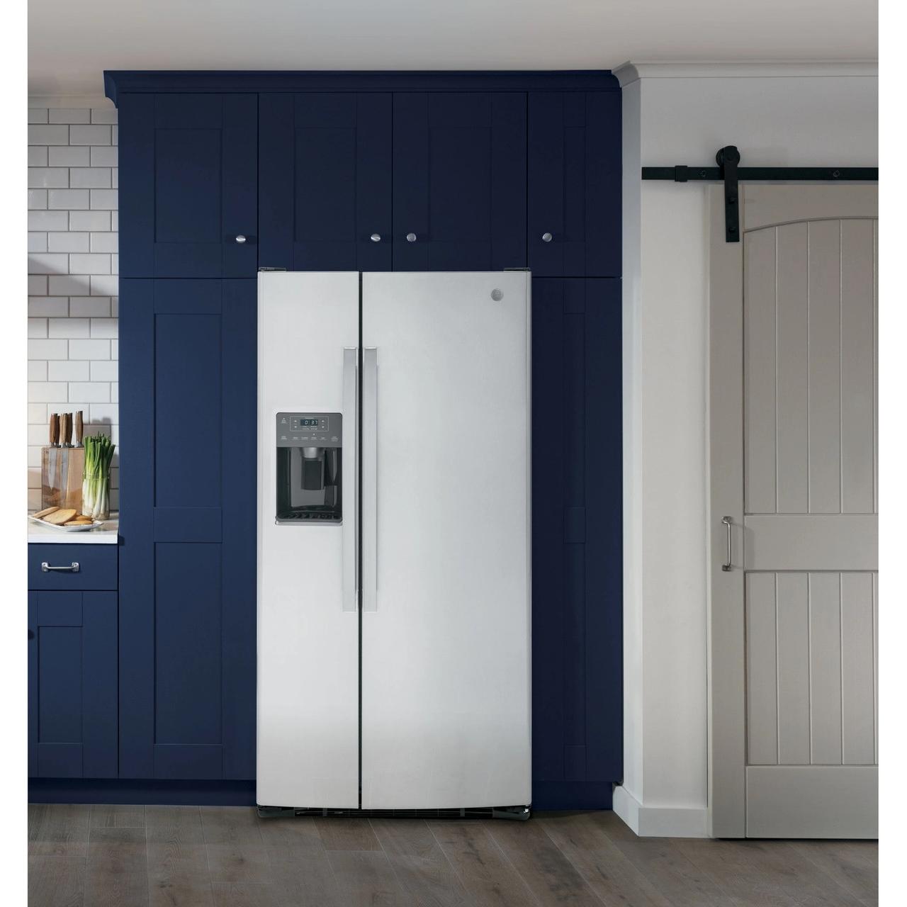 GE 33-inch, 23 cu. ft. Side-By-Side Refrigerator with Water and Ice Dispenser