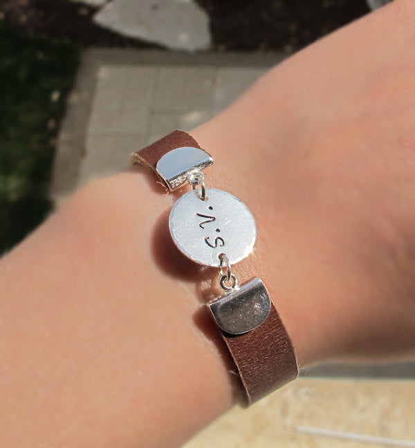 Personalized Initial Engraved Bracelet - Unisex Gift for Couples and Friends