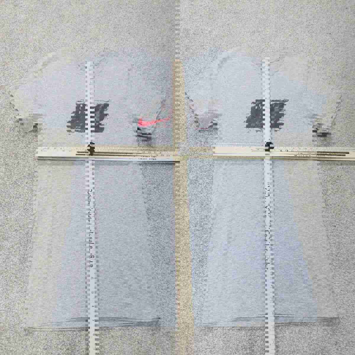 Nike Men's X Large Gray Crew Neck Short Sleeve T-Shirt - Lightweight Outdoor
