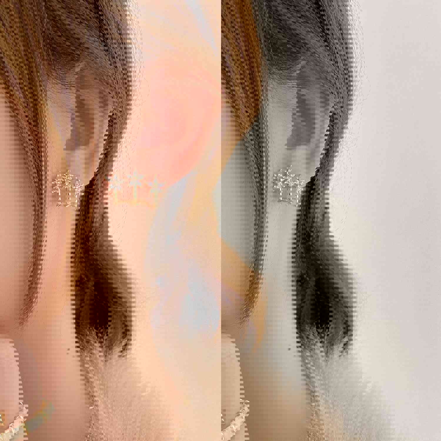 Korea Design Exquisite Copper Zircon Three Flower Stud Earrings for Women