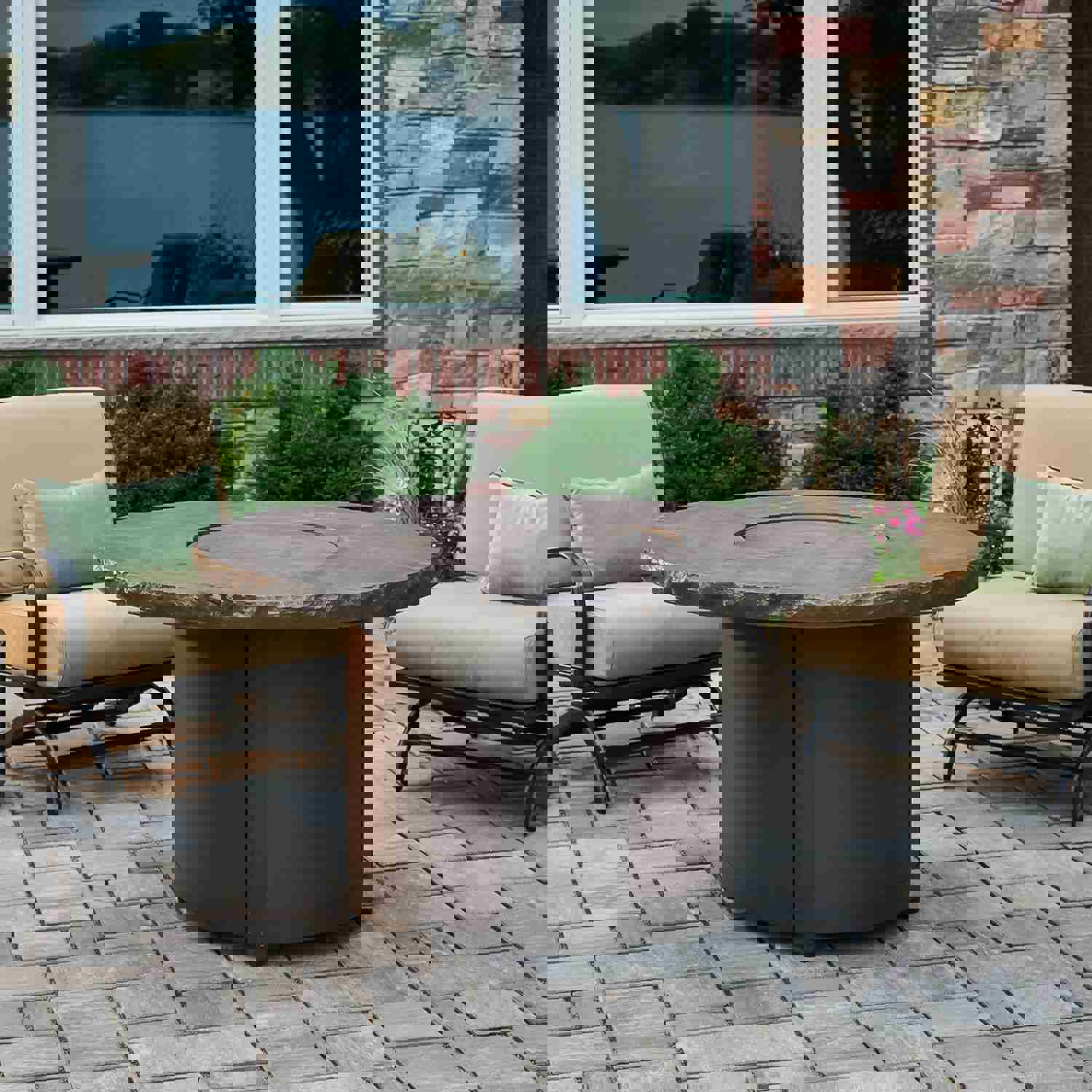 Beacon Round Gas Fire Pit Table