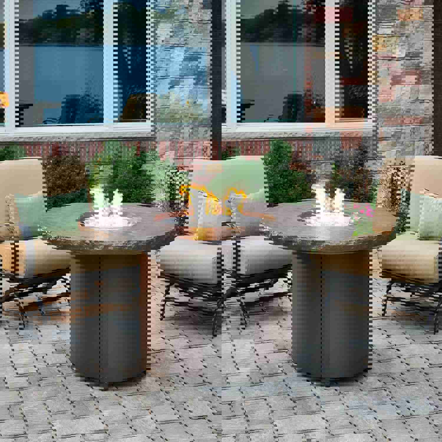 Beacon Round Gas Fire Pit Table
