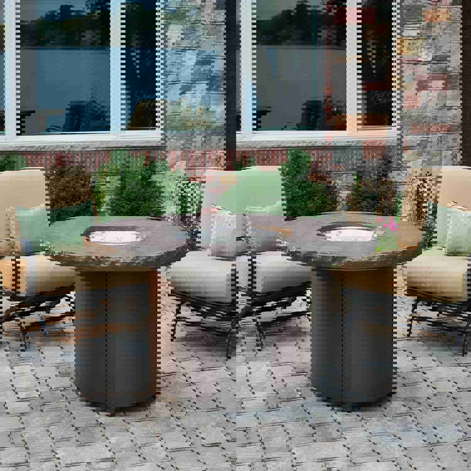 Beacon Round Gas Fire Pit Table