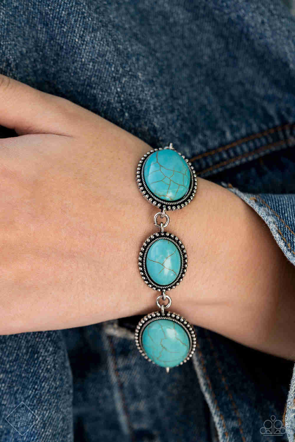 Simply Santa Fe - Complete Trend Blend - December 2020 Fashion Fix Set