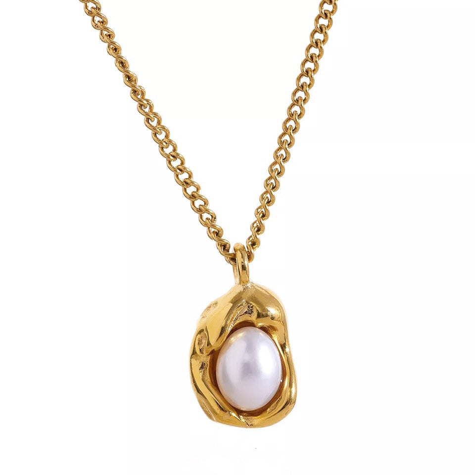 Maisy Gold Pearl Necklace - 18K Gold PVD with Natural Pearl Drop Pendant