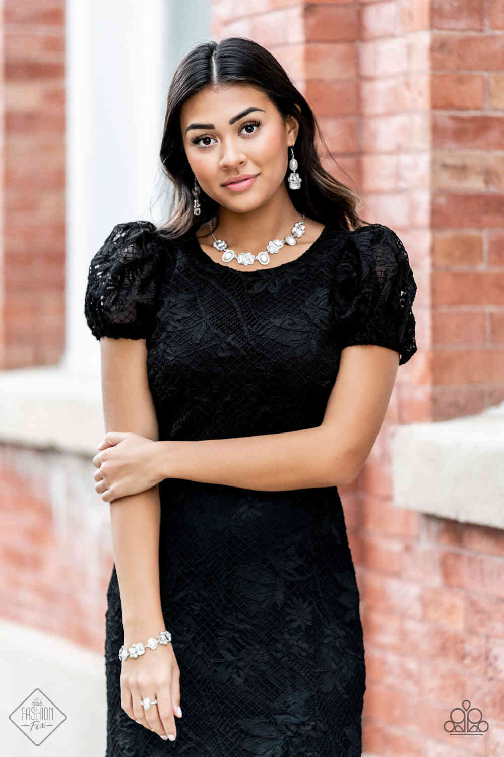 Paparazzi Fiercely 5th Avenue - Trendy Fashion Accessory Set