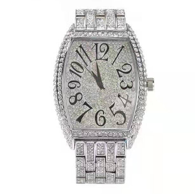 PINTIME Men's Fashion Diamond Sports Quartz Watch 2851