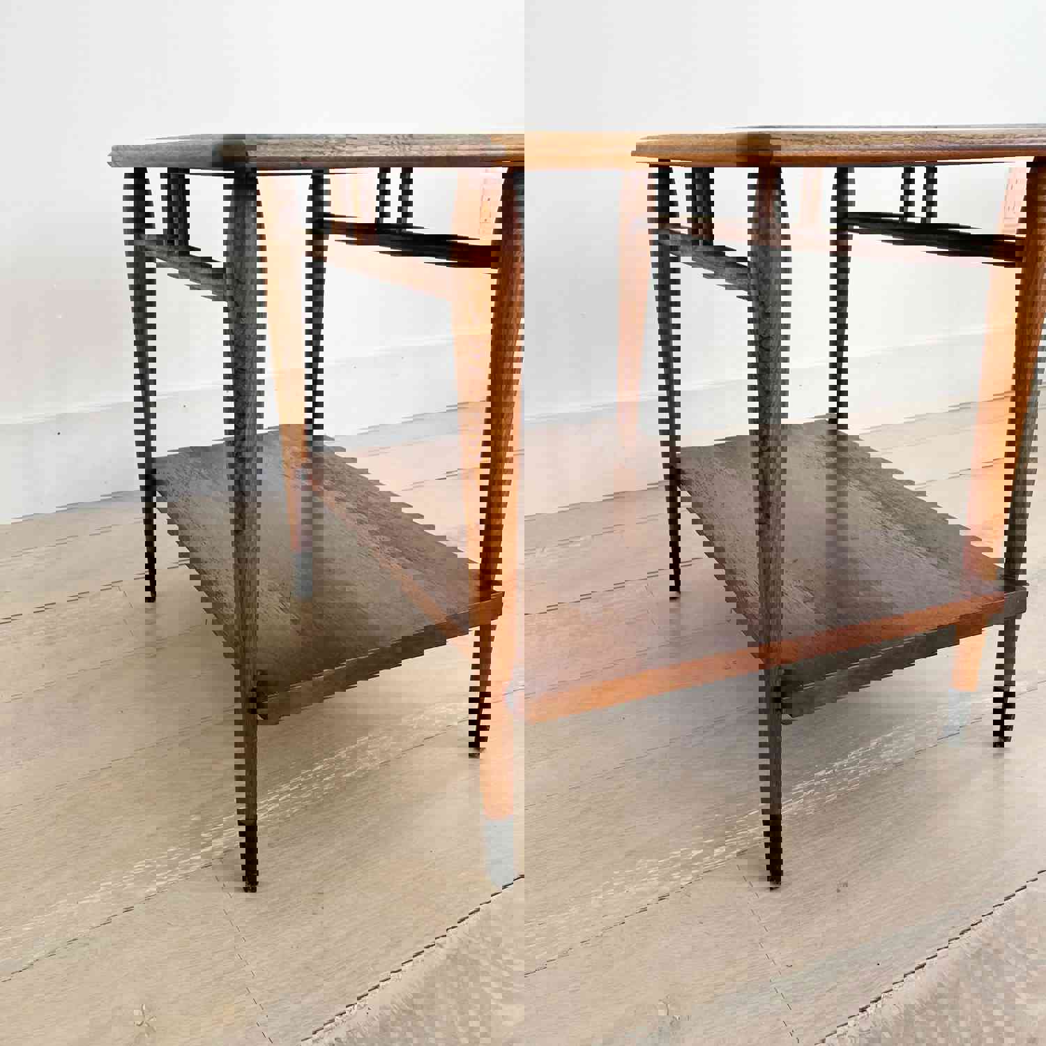 Lane Acclaim Rectangular End Table - Mid Century Modern Style