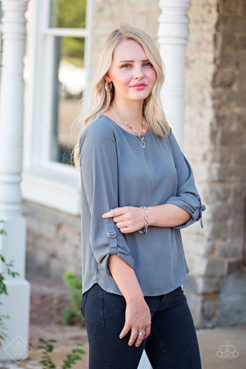 Paparazzi Fiercely 5th Avenue - Trendy Fashion Accessory Set