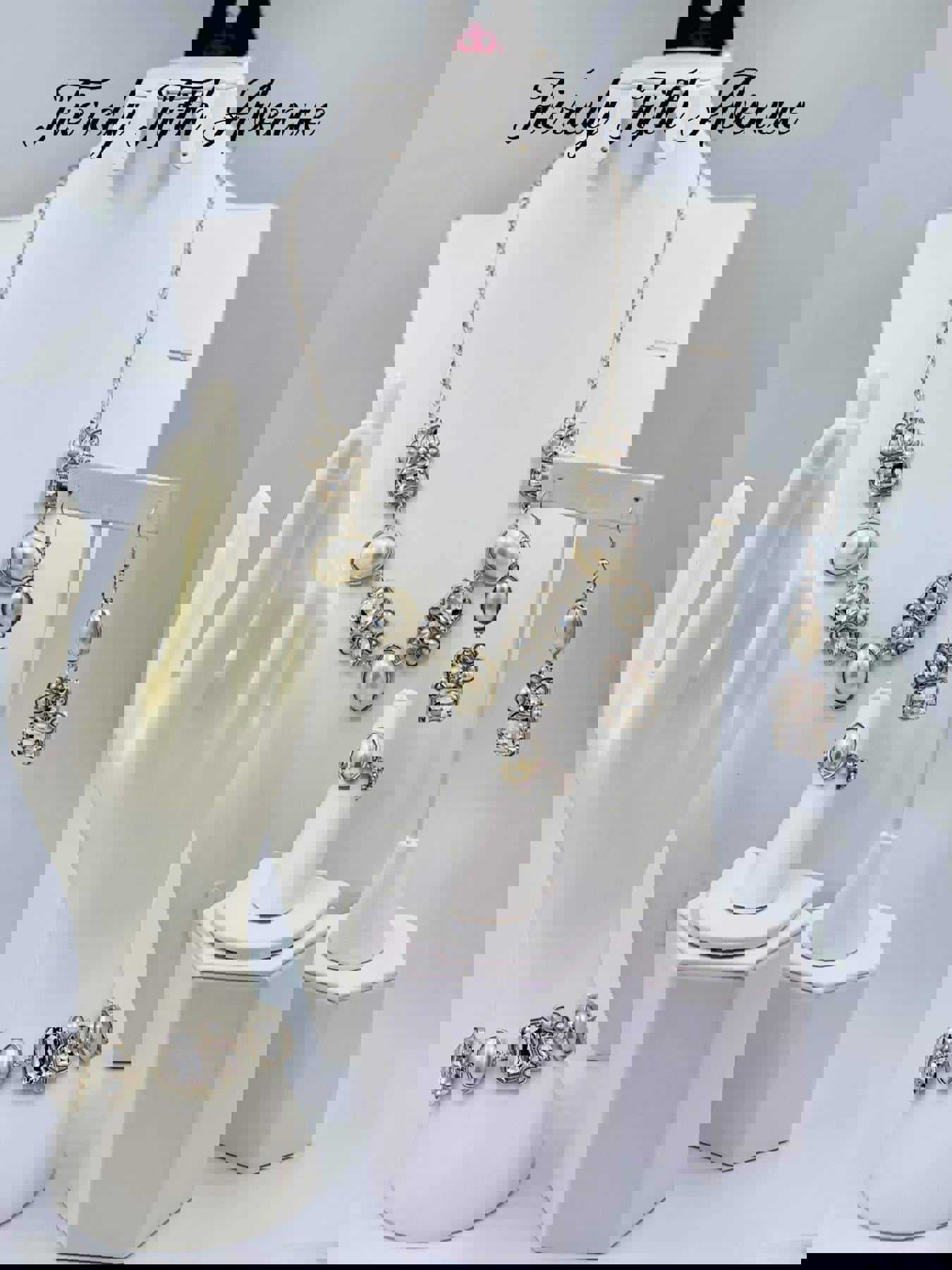 Paparazzi Fiercely 5th Avenue - Trendy Fashion Accessory Set