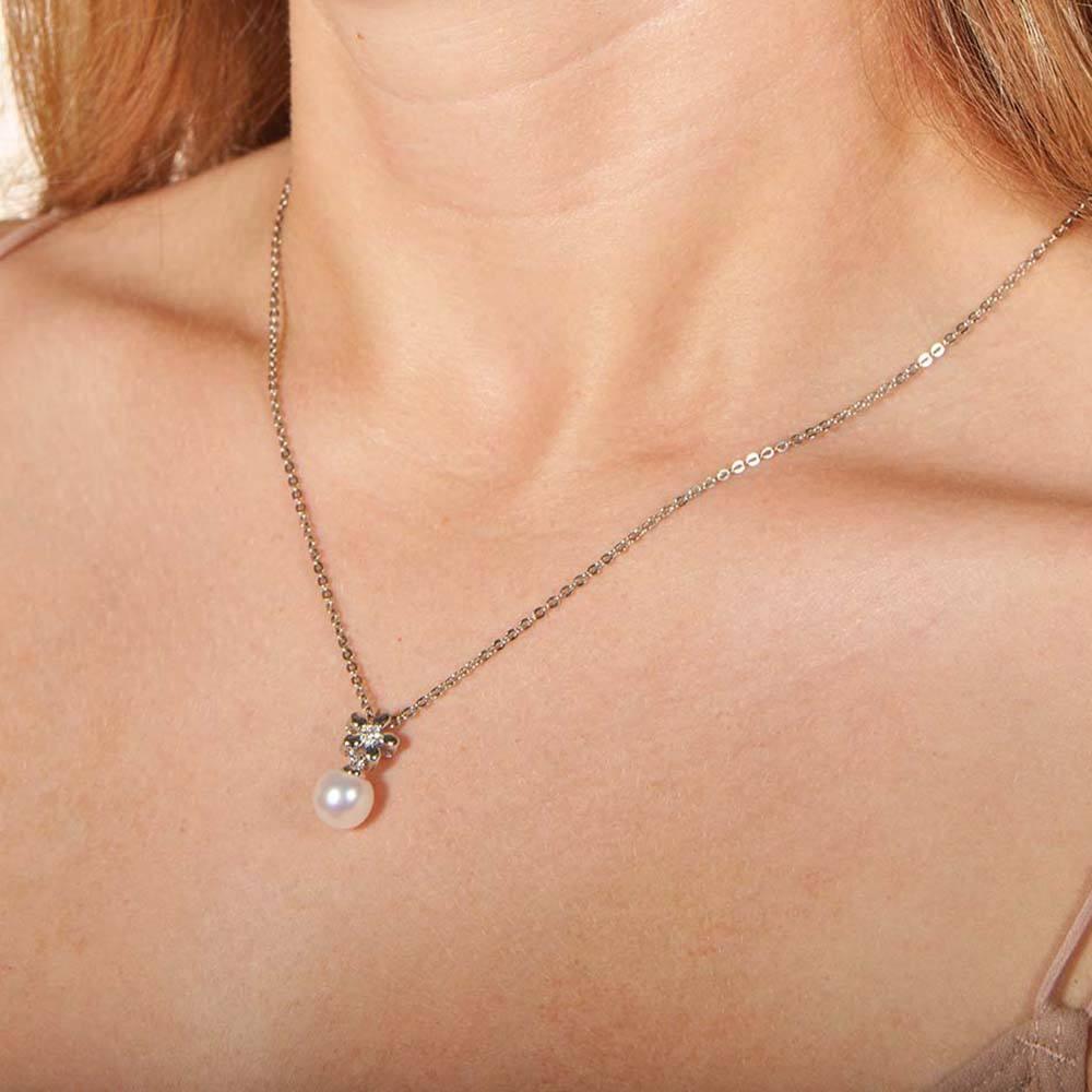 Pearl Jasmine Pendant - 925 Sterling Silver with Pearl and Topaz