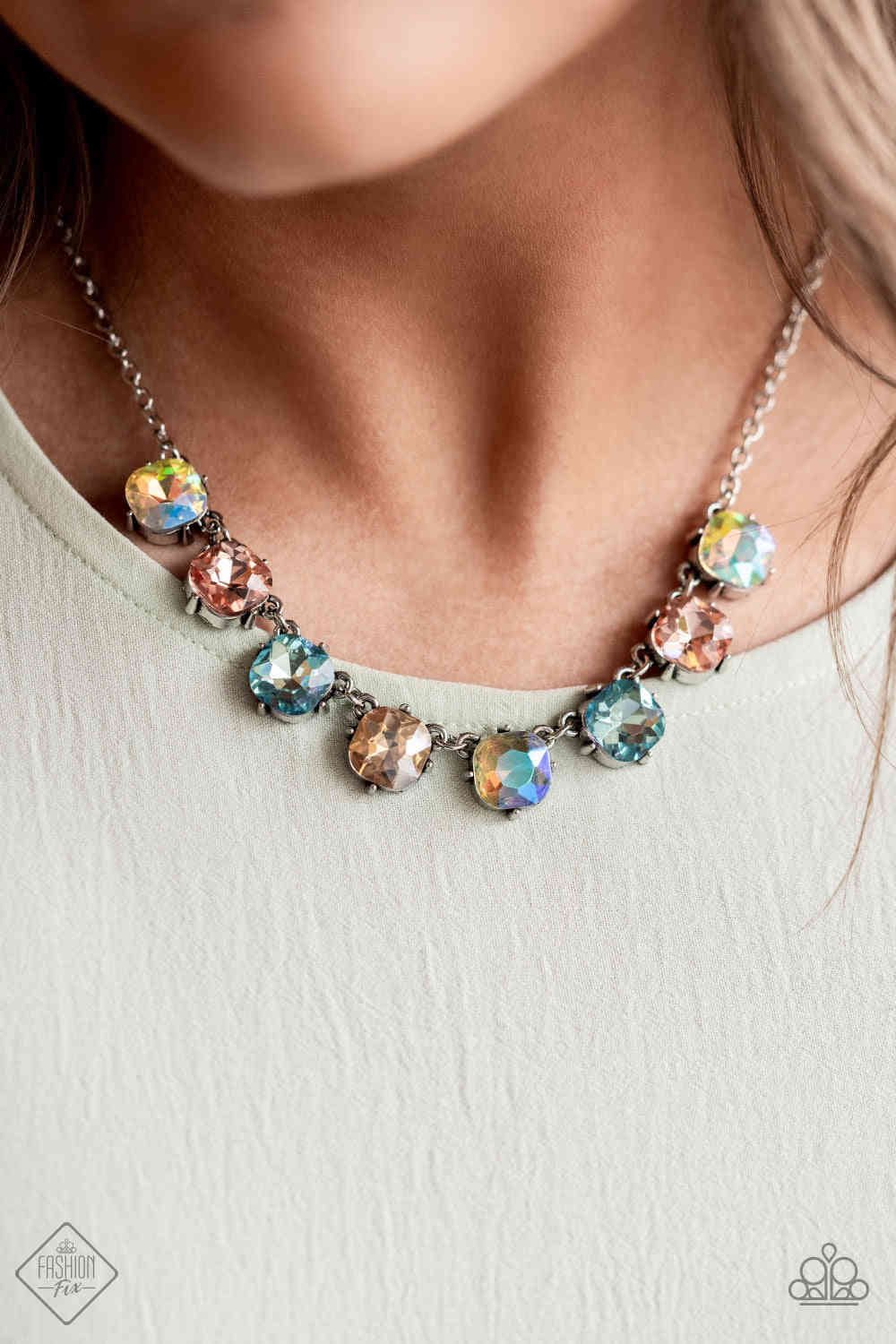 Glimpses of Malibu - Complete Trend Blend (June 2021 Fashion Fix)