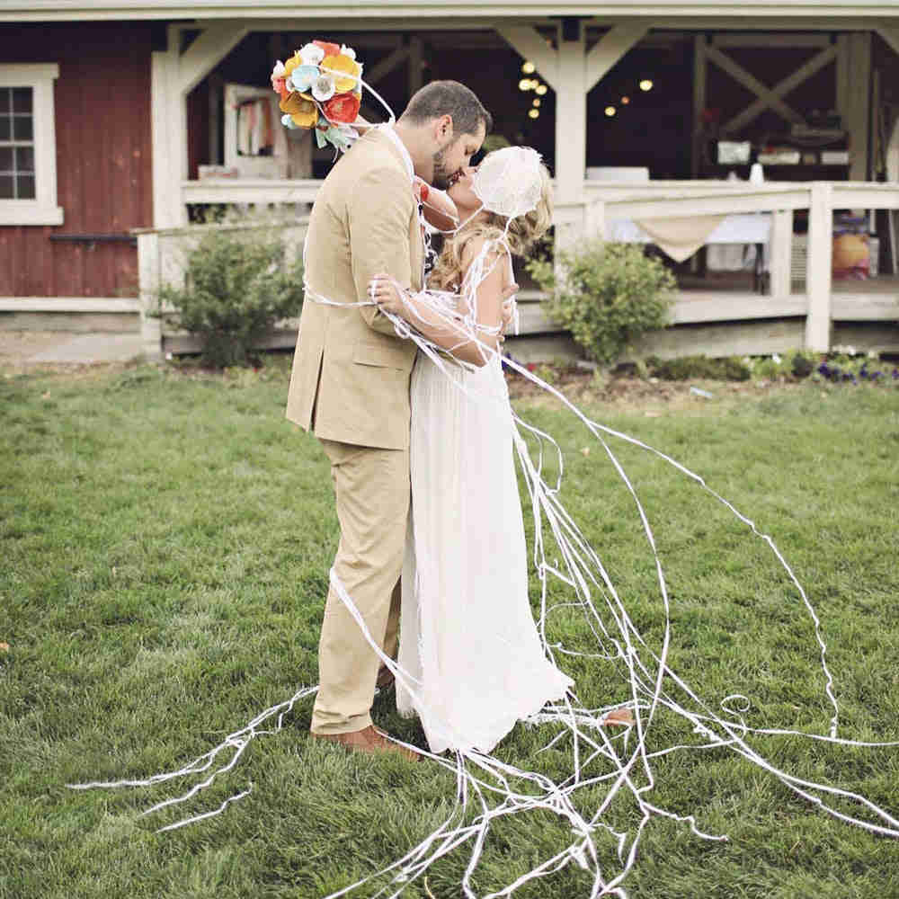 Streamers Poppers Wedding Decorations Paper Crackers Hand Throw Confetti Streamer for Engagement Party Supplies 10-20 Piece Set