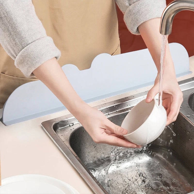 HomeEZgoods - Silicone Kitchen Sink Splash Guard for Effective Protection