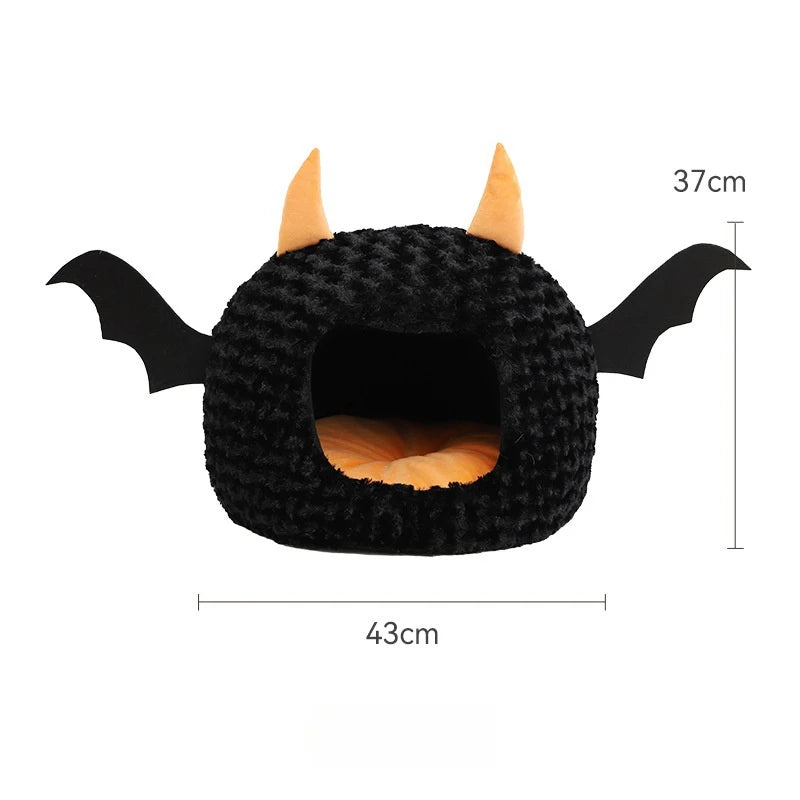 Halloween Pet Nest - Warm Cartoon Little Devil Cat Bed for Puppies and Kittens