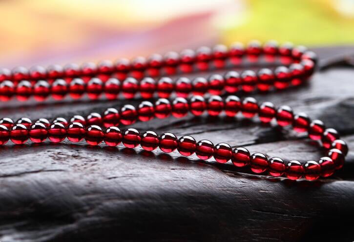 Natural Wine Red Garnet Three Ring Bracelet with 5.6-5.7mm Beads