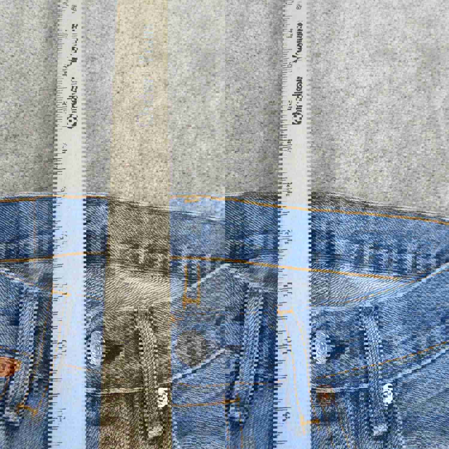 Levis Men's Blue Denim Straight Leg Jeans W33XL30