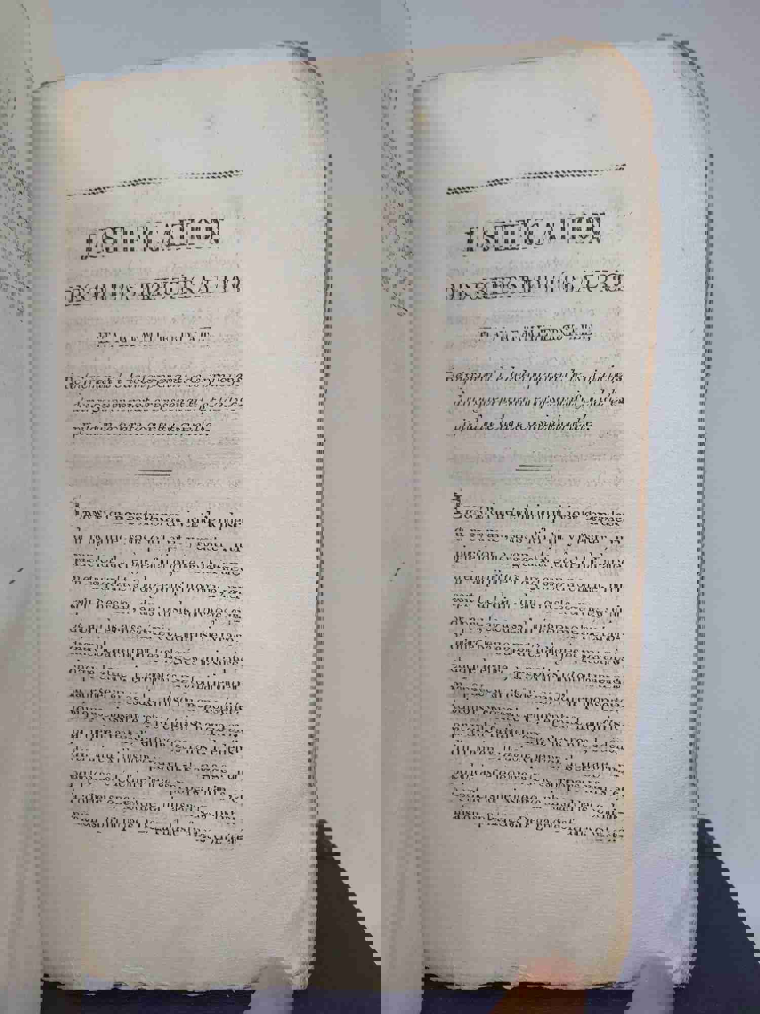 Justification des griefs imputés au Roi et a la famille Royale; renfermant le développement des principes dun gouvernement représentatif, et de lesprit dune charte constitutionelle, 1815. 1st Edition
