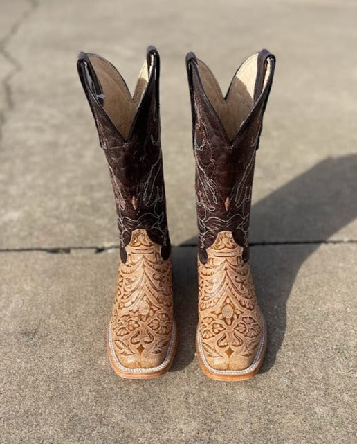 Women's Cowtown Q452 12 Oryx Floral Laser Tooled Wide Square Toe Boot