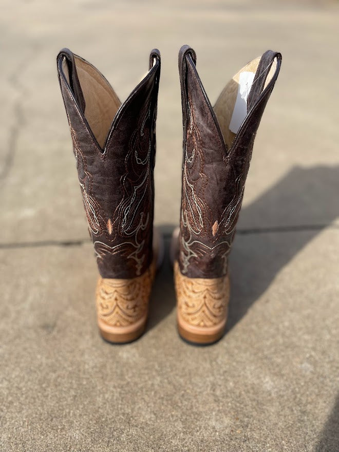 Women's Cowtown Q452 12 Oryx Floral Laser Tooled Wide Square Toe Boot