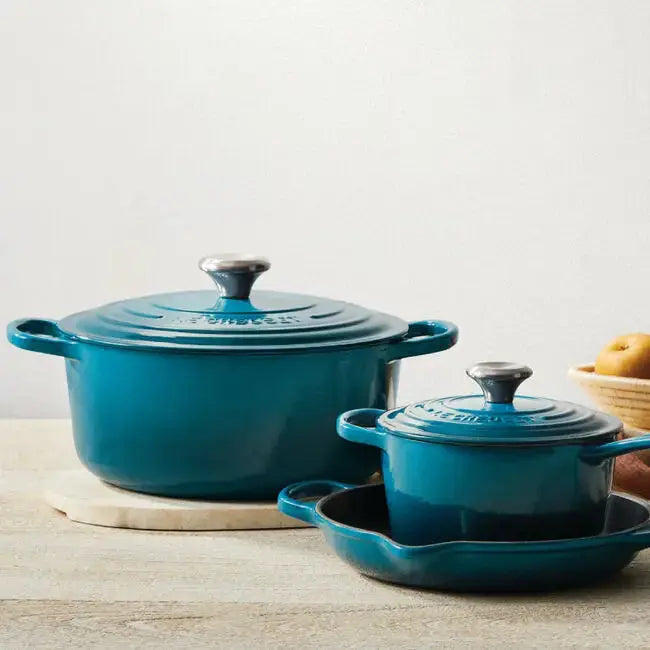 Le Creuset 5 1/2 Qt. Round Dutch Oven