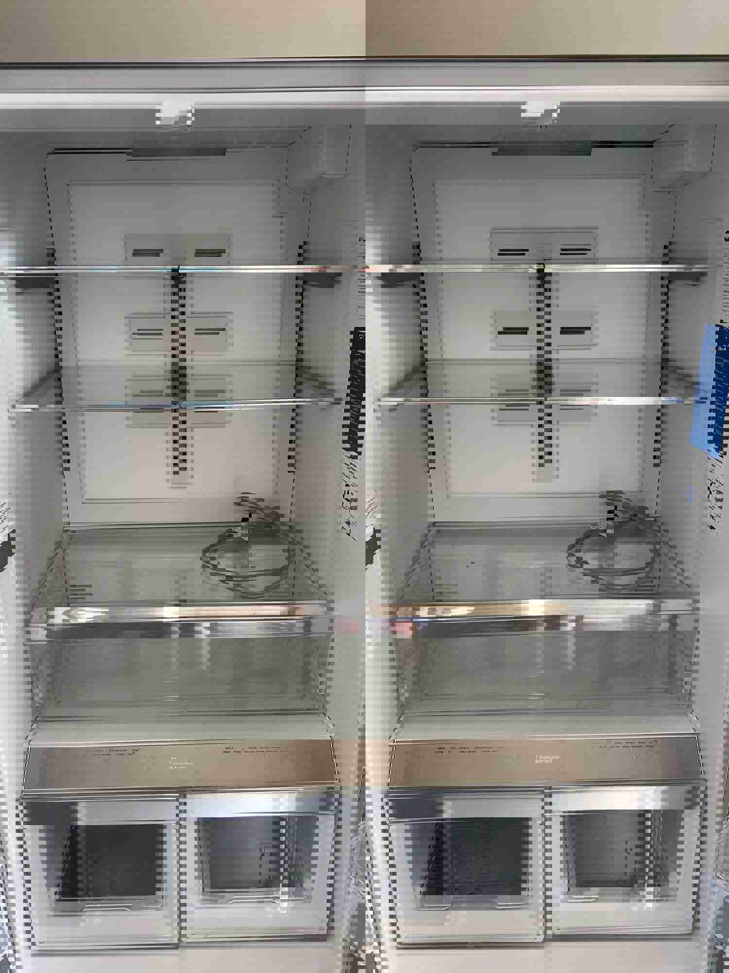 Thermador Masterpiece Series T36FT810NS 36 Inch Freestanding French Door Smart Refrigerator