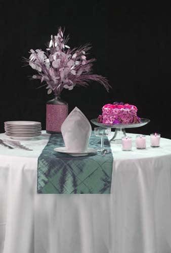 Bombay Pintuck Table Runner - 23 Colors, Diamond Pattern, Set of 6