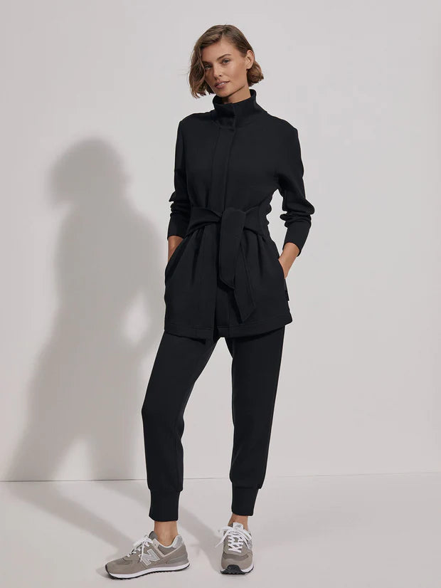 Anset Jacket in Black - Versatile DoubleSoft™ Fabric