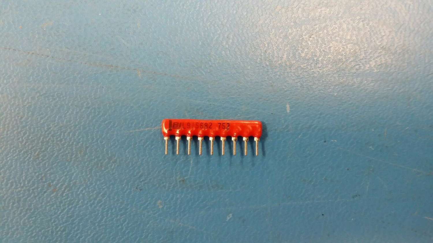 20 PCS L091S682 BI TECHNOLOGIES RESISTOR NETWORK BUSSED 6.8K OHM 2% 9 PIN SIP