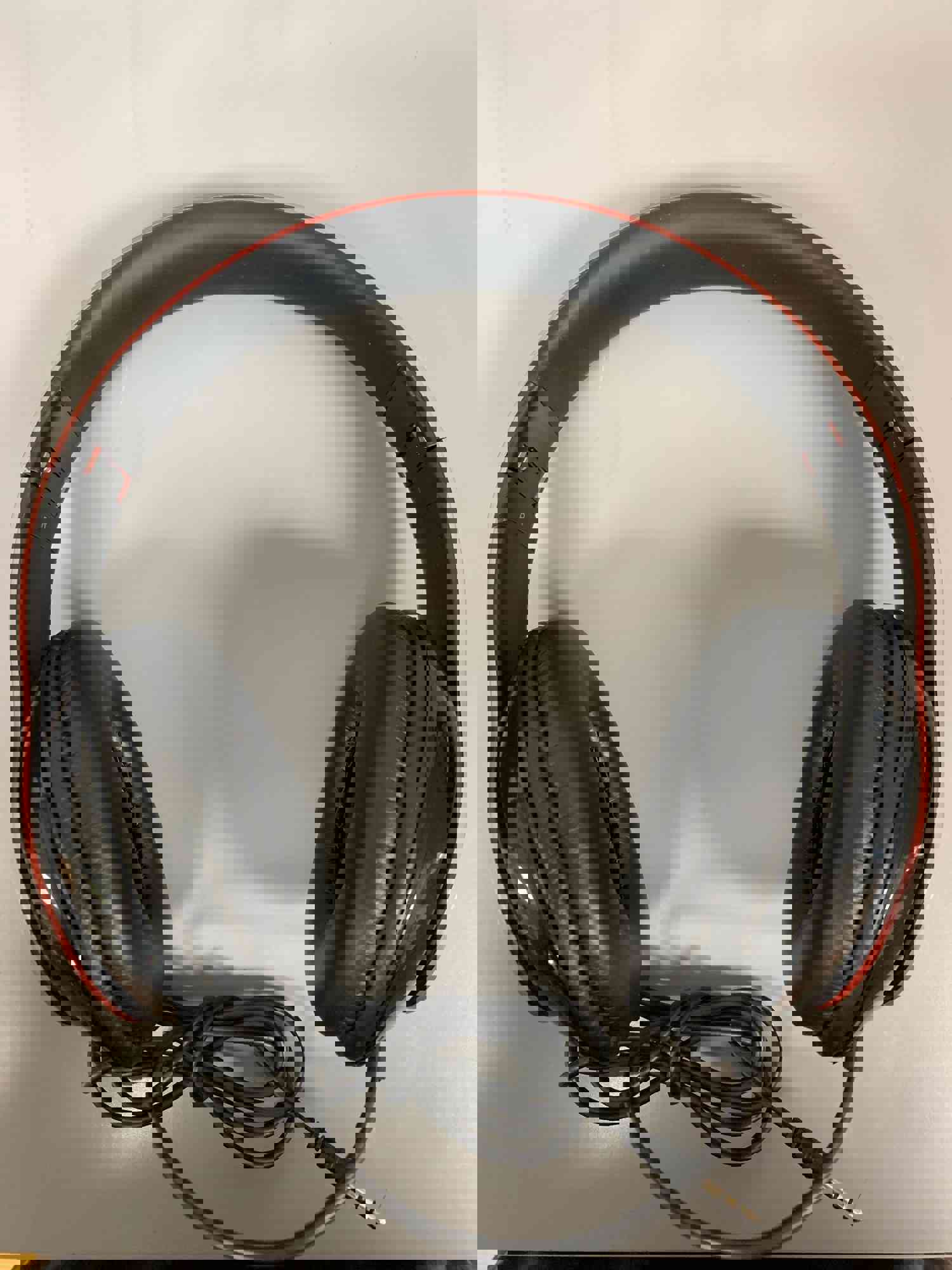 No Brand Headphones - High-Quality Sound Experience