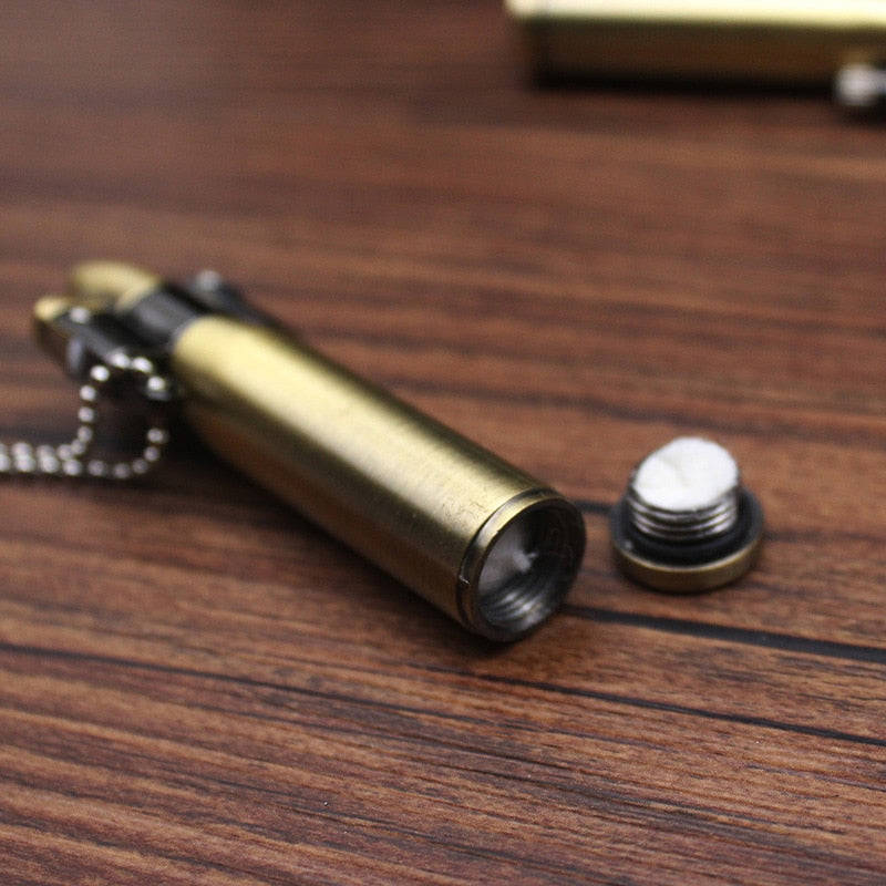 Retro Bullet Grinding Wheel Kerosene Lighter Metal Keychain for Cigar and Cigarette Smoking Accessories