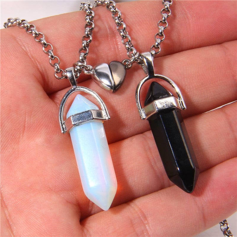 Fashion Jewelry Love Magnetic Buckle Natural Hexagon Pillar Rough Stone Pendant Necklace for Women