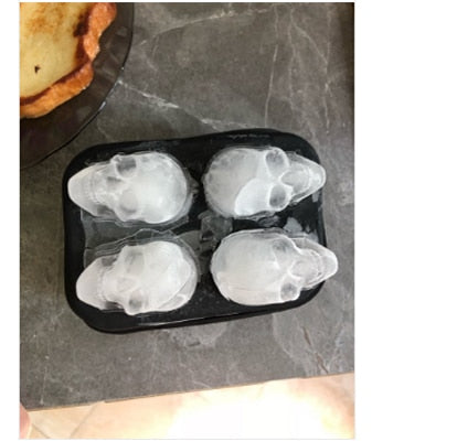 Skull Ice Cube Maker Tray - Silicone Rubber Mold for Fun and Eco-Friendly Ice Cubes