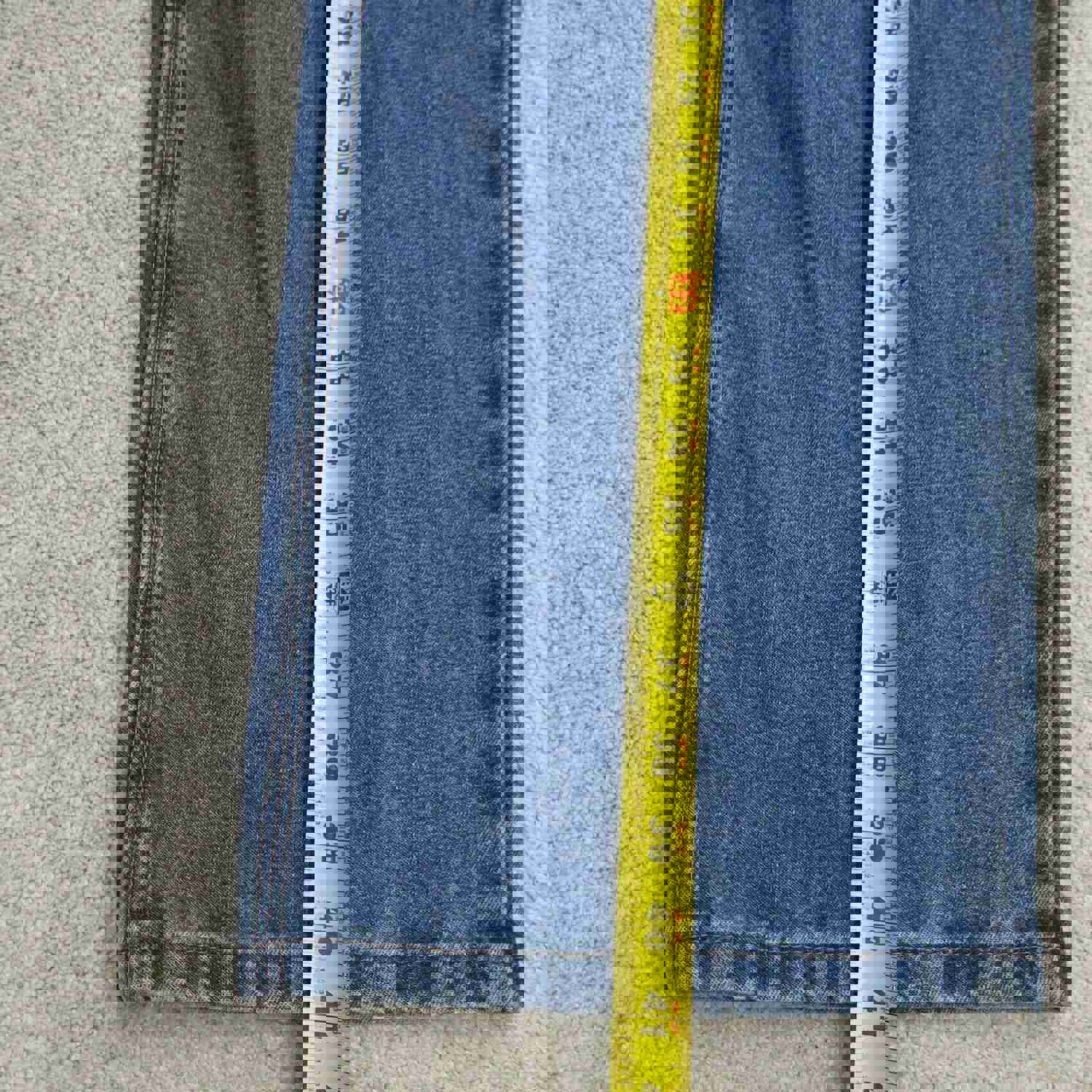 Wrangler Mens Blue Denim Wide Leg Jeans W40XL30 - Lightweight & High Rise