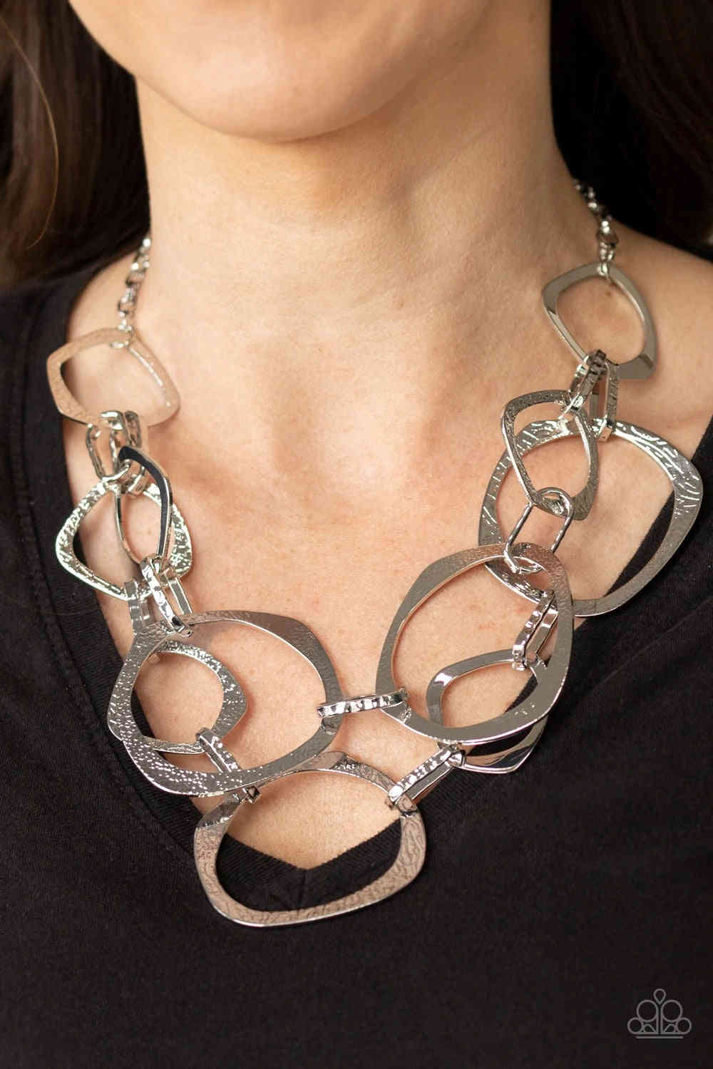 Paparazzi Jewelry Necklace Salvage Yard - Silver