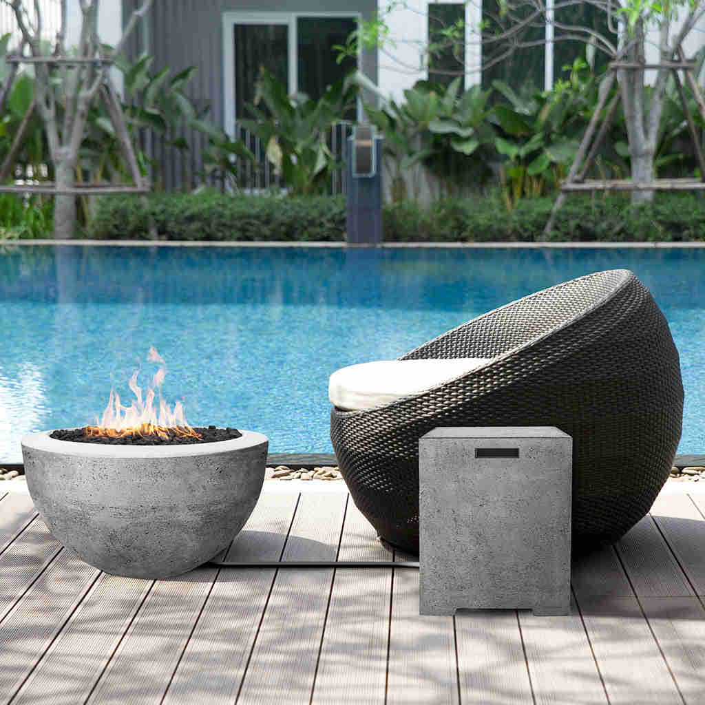 Moderno 3 Fire Bowl - Outdoor Gas Fire Pit with Lava Rocks