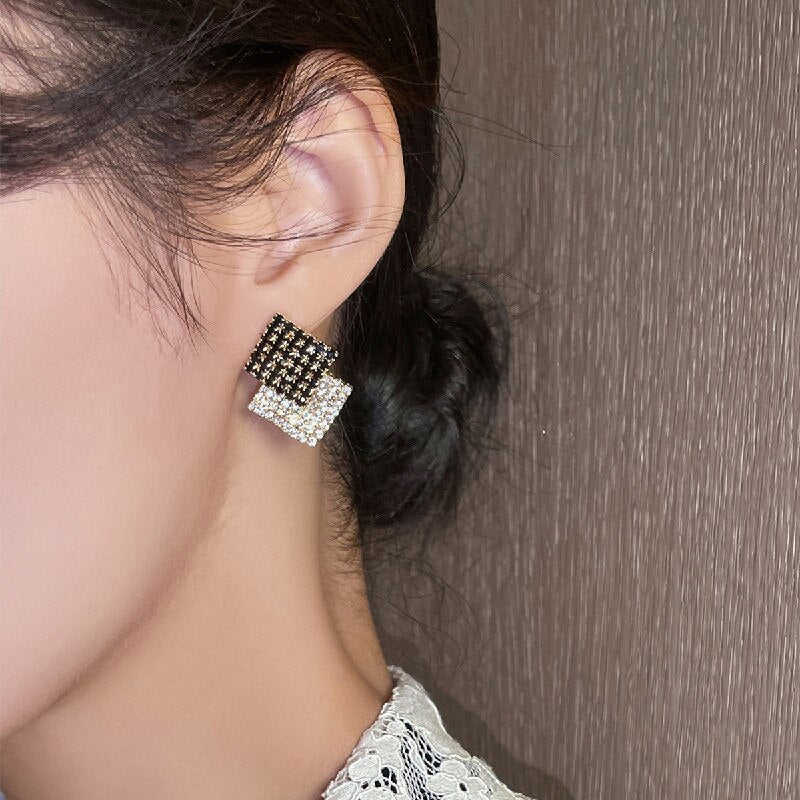Korea Design Geometric Black White Crystal Earrings for Women
