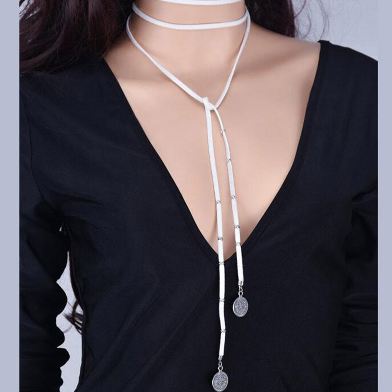 Black Adjustable Velvet Punk Choker Necklace with Round Pendant for Women