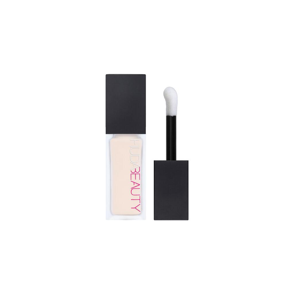 HUDA BEAUTY #FAUXFILTER LUMINOUS MATTE BUILDABLE COVERAGE CREASE PROOF CONCEALER (Whipped Cream)