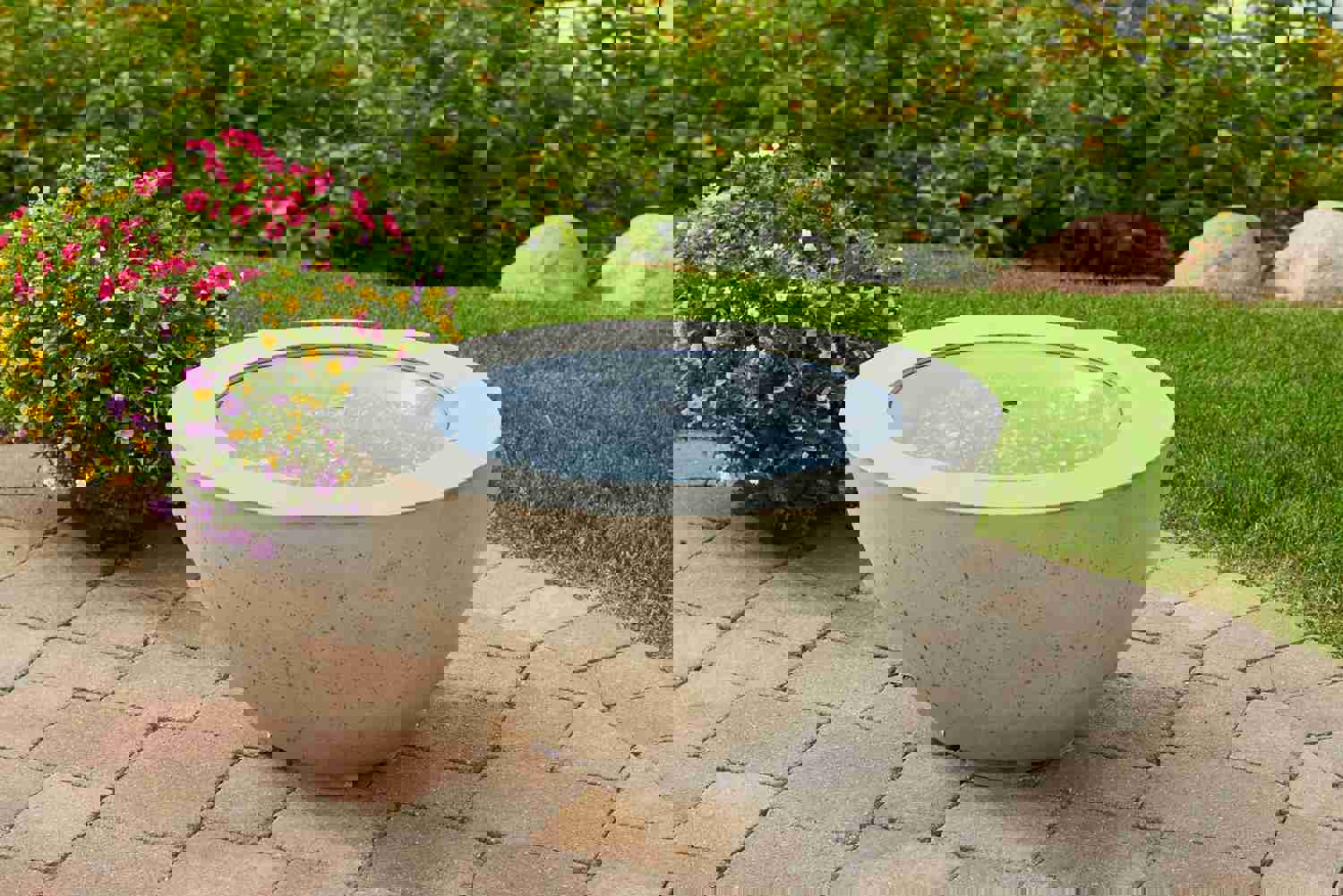 Outdoor Greatroom CV-20 Cove 29 Round Concrete Gas Fire Pit Table